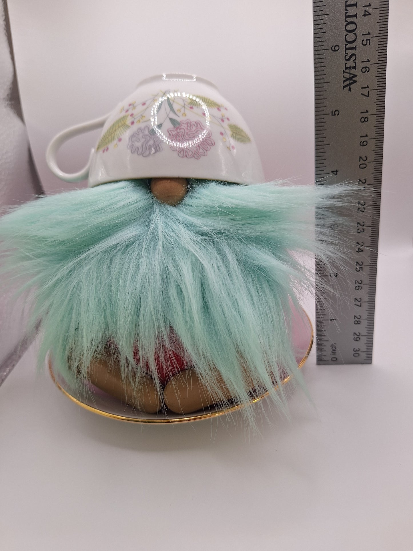 TEACUP GNOME WITH AQUA/TEAL BEARD