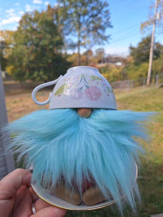 TEACUP GNOME WITH AQUA/TEAL BEARD