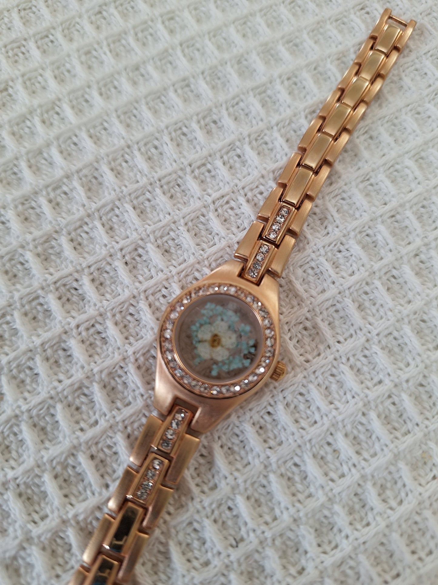 Watch Band Bracelet: Gold Tone with Cream and Light Blue Flowers